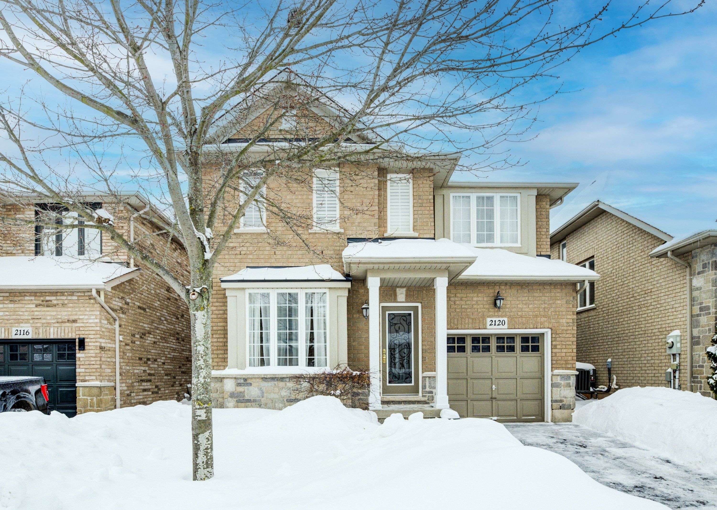 Oakville, ON L6M 5B8,2120 Brookhaven CRES