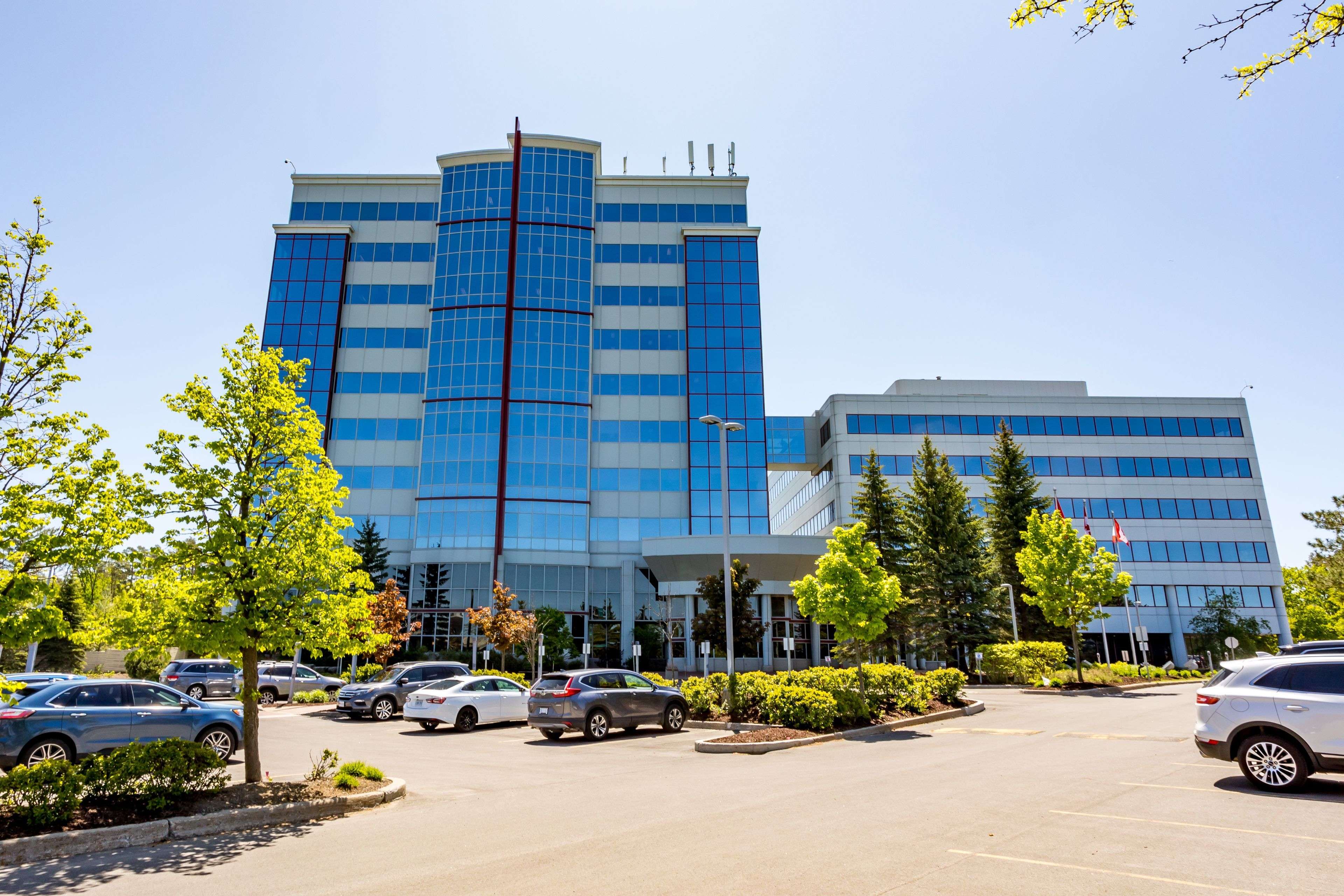 Hunt Club - Windsor Park Village And Area, ON K1G 4K9,3755 Riverside DR #300