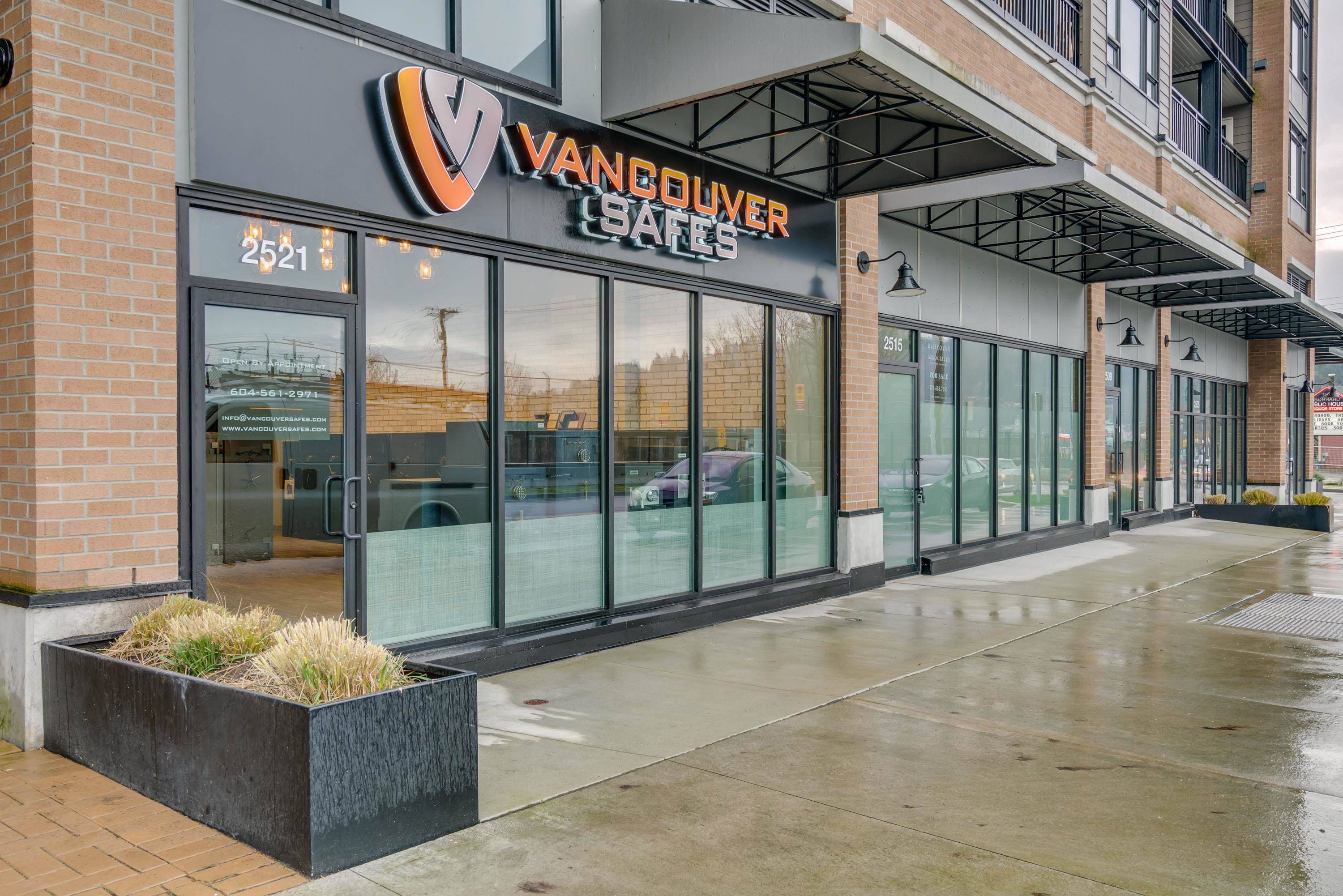 Port Moody, BC V3H 1Z3,2521 CLARKE STREET