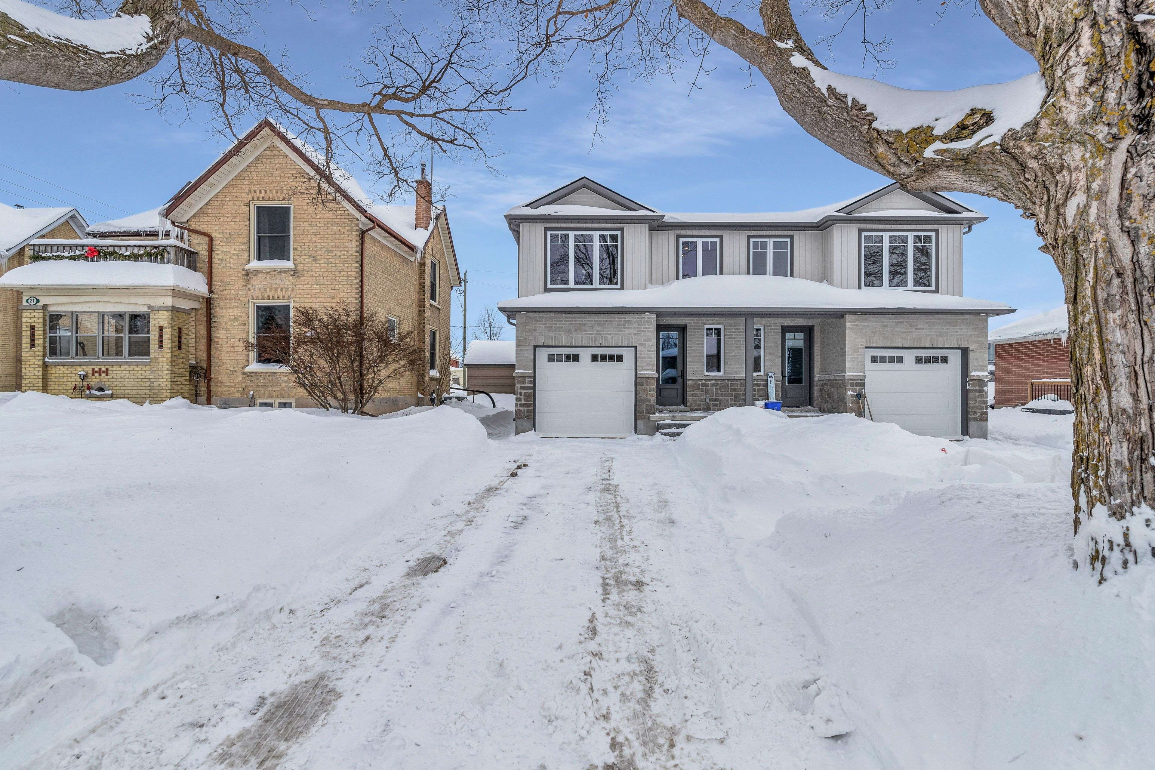 Woolwich, ON N3B 1L3,29 Park AVE W #A