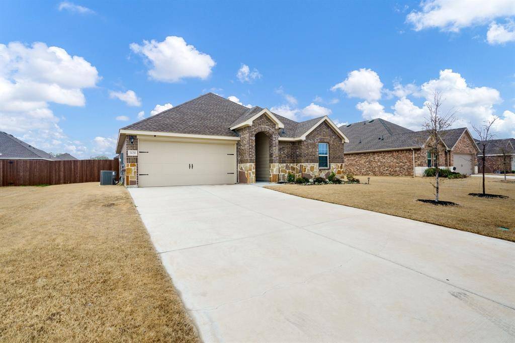 Kaufman, TX 75142,1620 Knoll Crest Drive