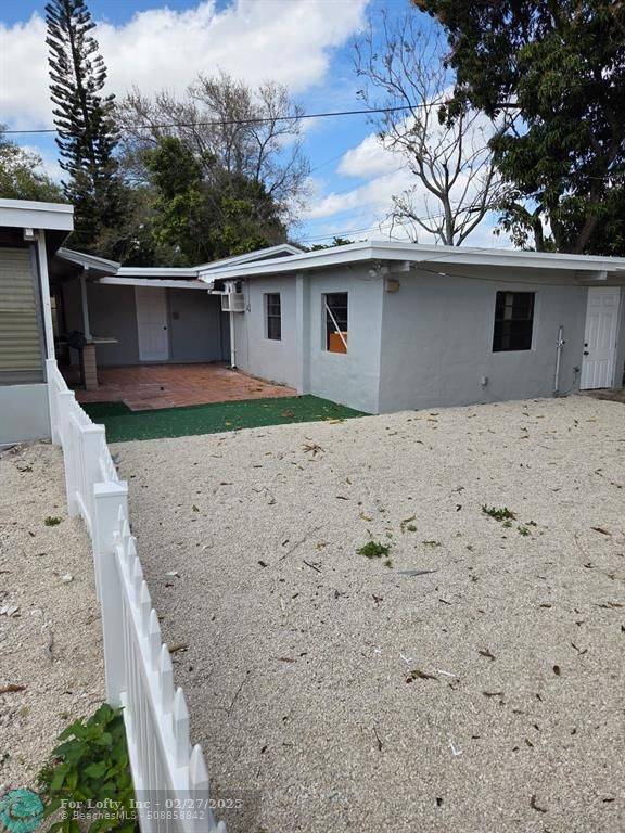 West Park, FL 33023,31 Edmund Rd
