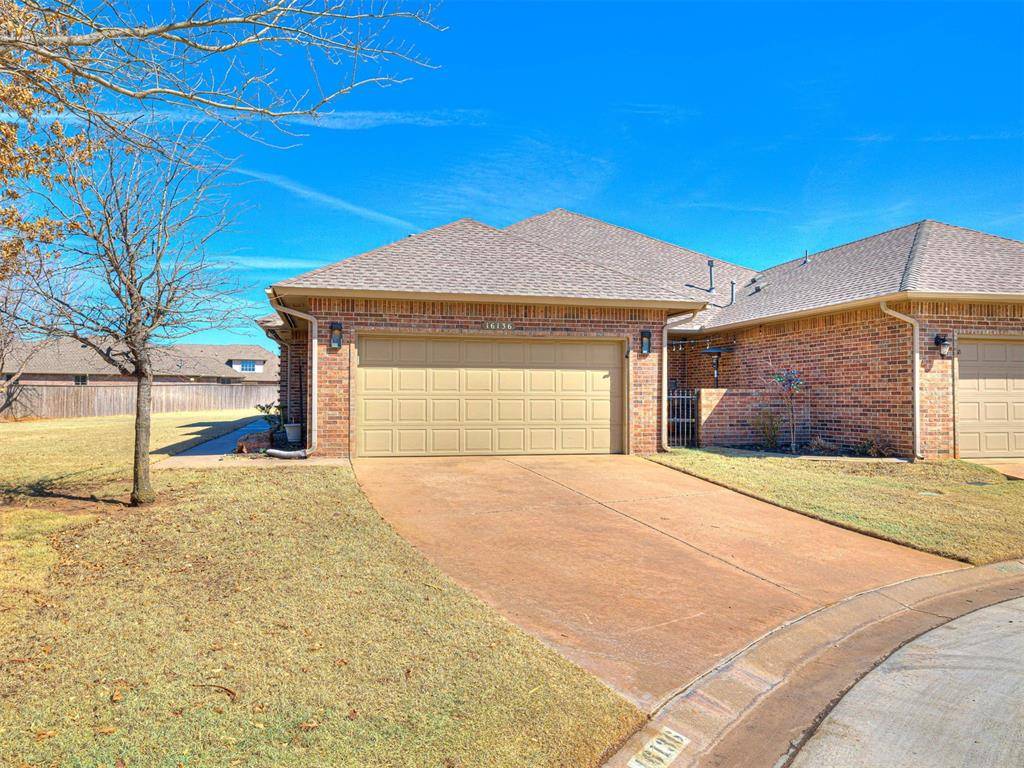 Edmond, OK 73013,16136 Vintage Court