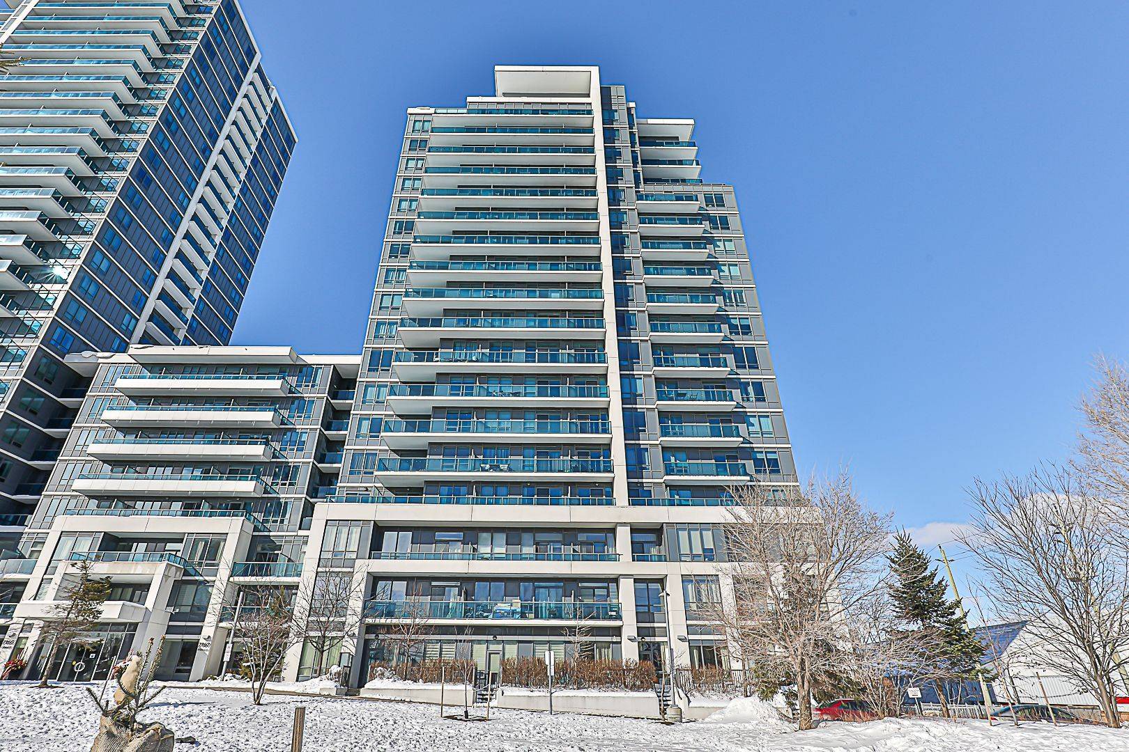 Markham, ON L3T 0E1,7167 Yonge ST #910