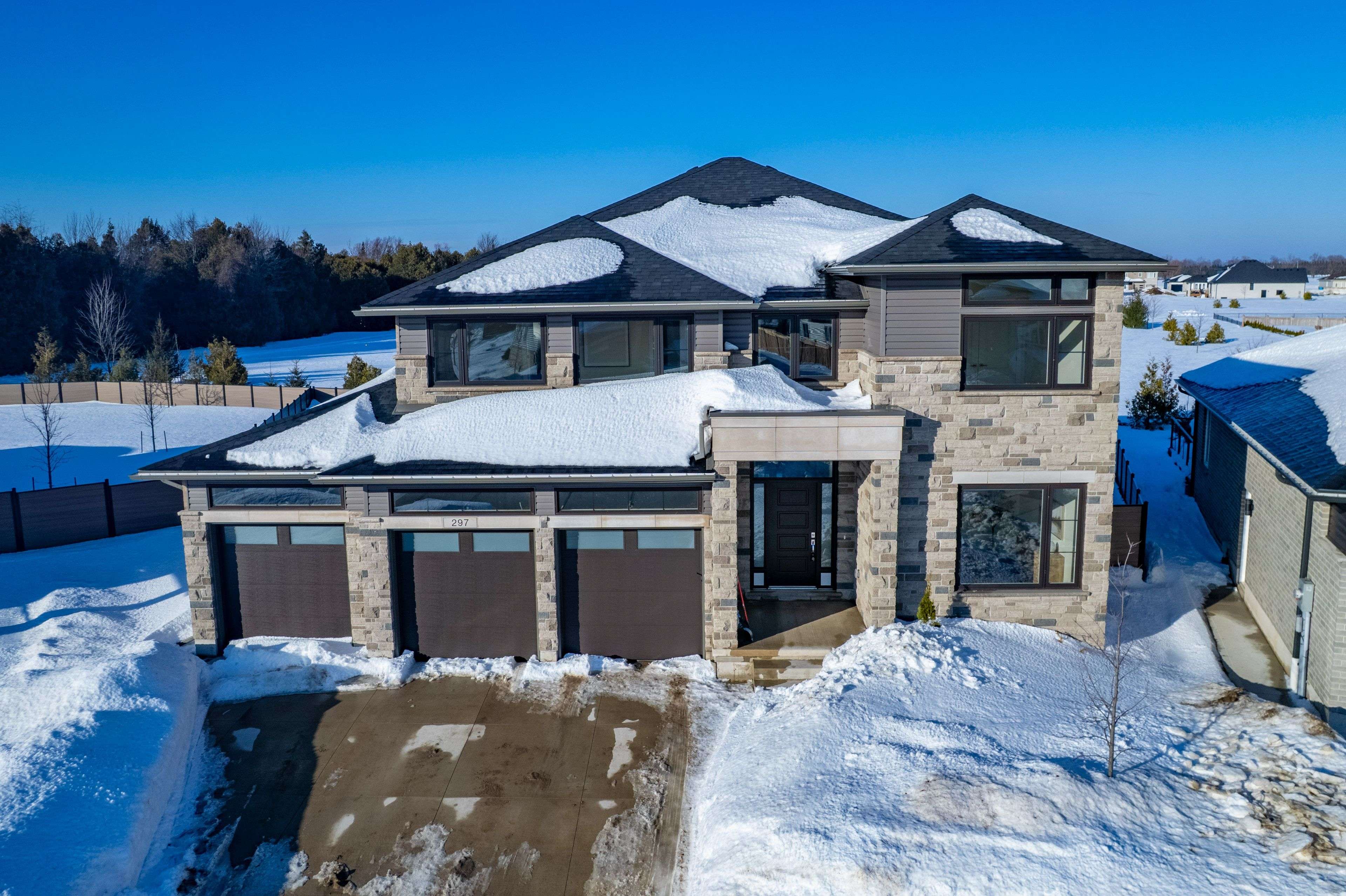 Saugeen Shores, ON N0H 2C2,297 Normanton ST W