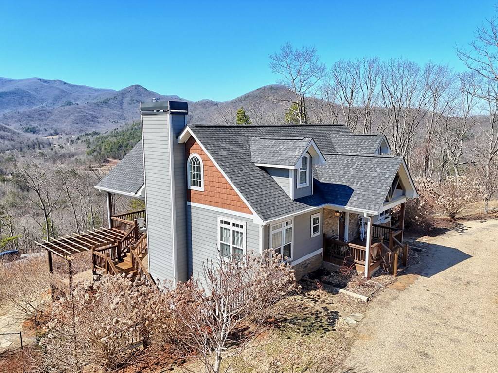 Hiawassee, GA 30546,537 Mill Ridge Road