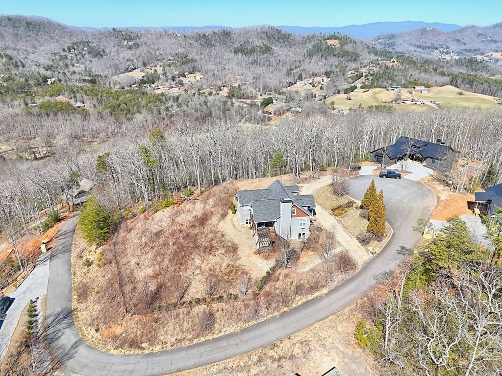 Hiawassee, GA 30546,537 Mill Ridge Road