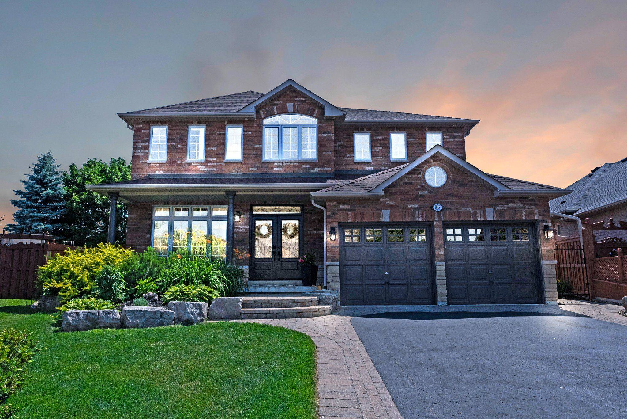 Clarington, ON L1E 2B1,37 Bridle CT