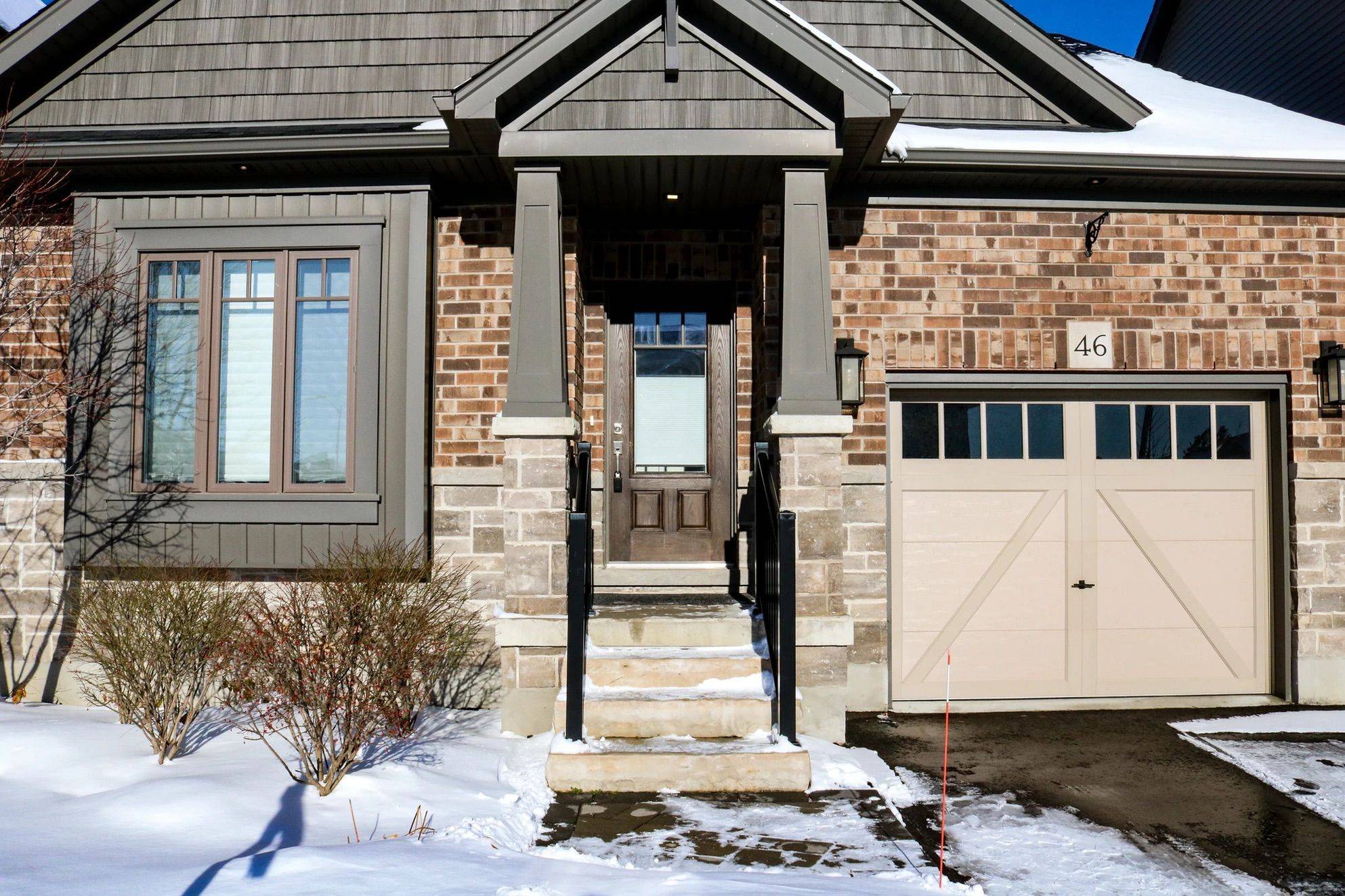 Collingwood, ON L9Y 0E2,46 Plewes DR