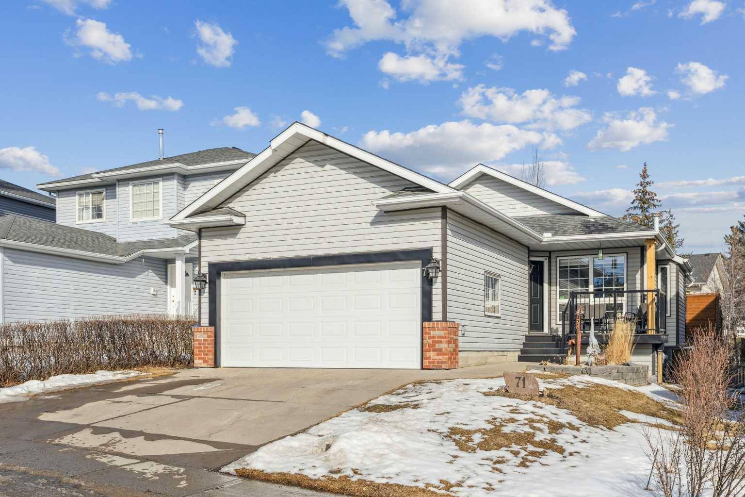 Calgary, AB T3G 4A8,71 Arbour Wood Close NW