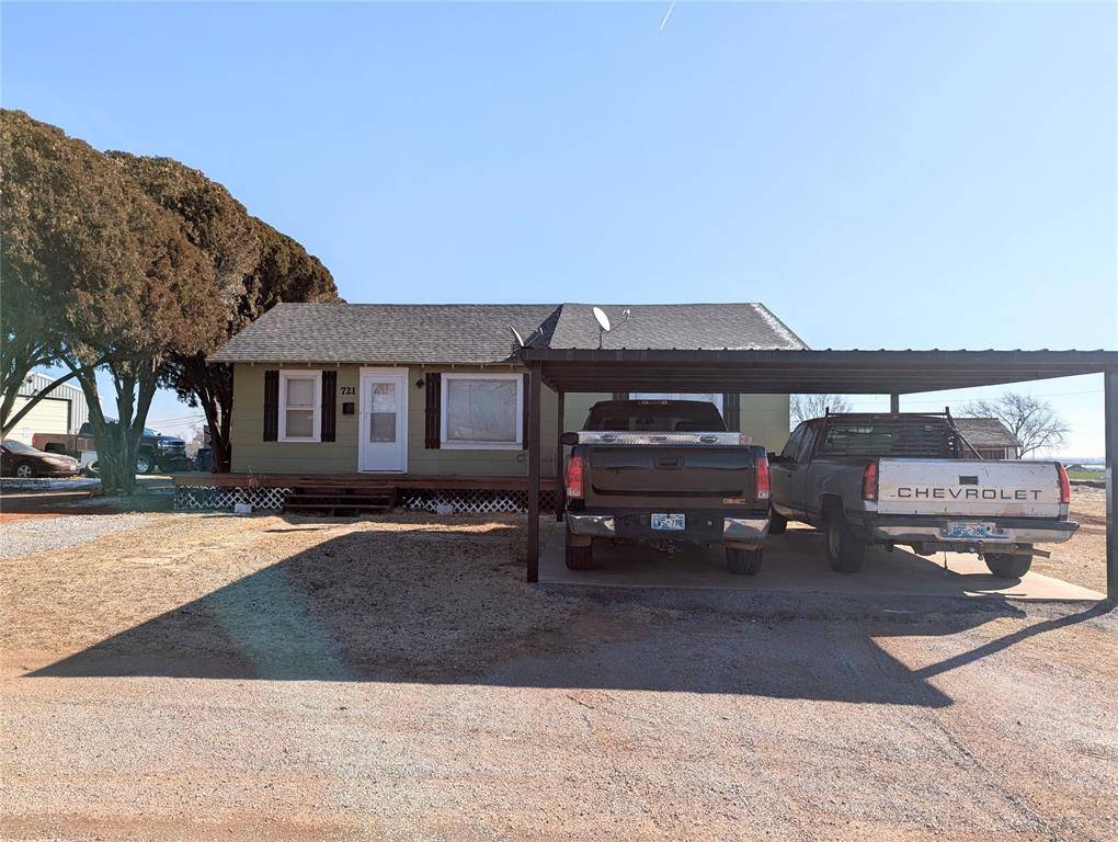 Cordell, OK 73632,721 S Middle Street