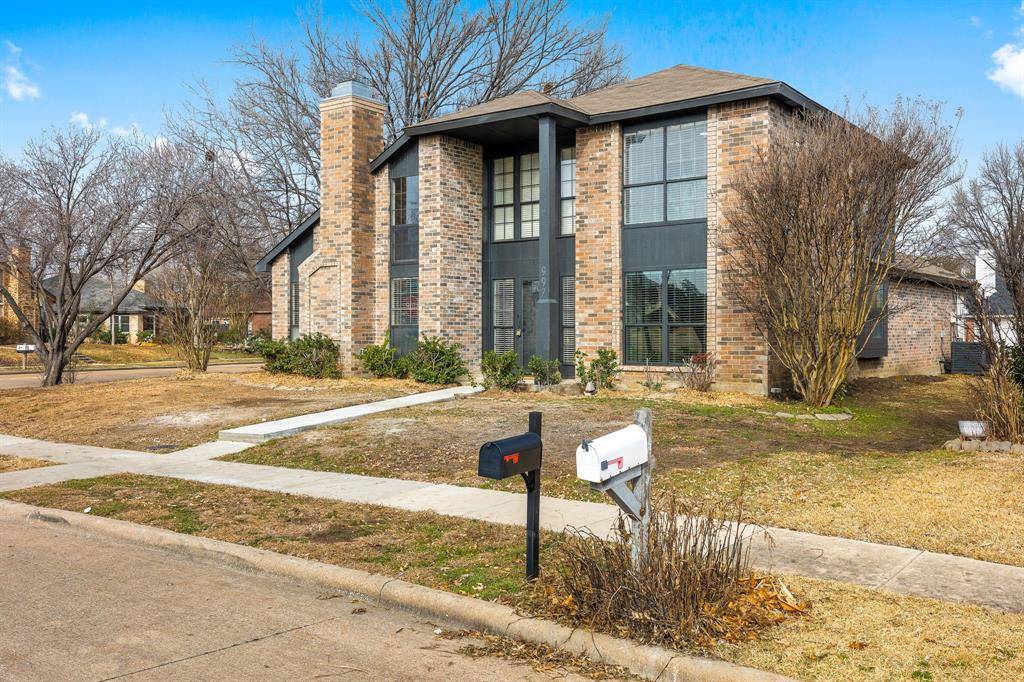 Lewisville, TX 75067,997 Acorn Drive