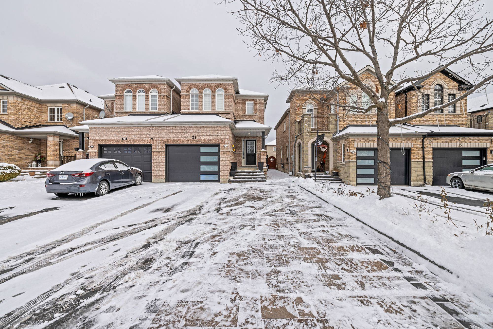 Vaughan, ON L6A 3M4,21 Deepsprings CRES