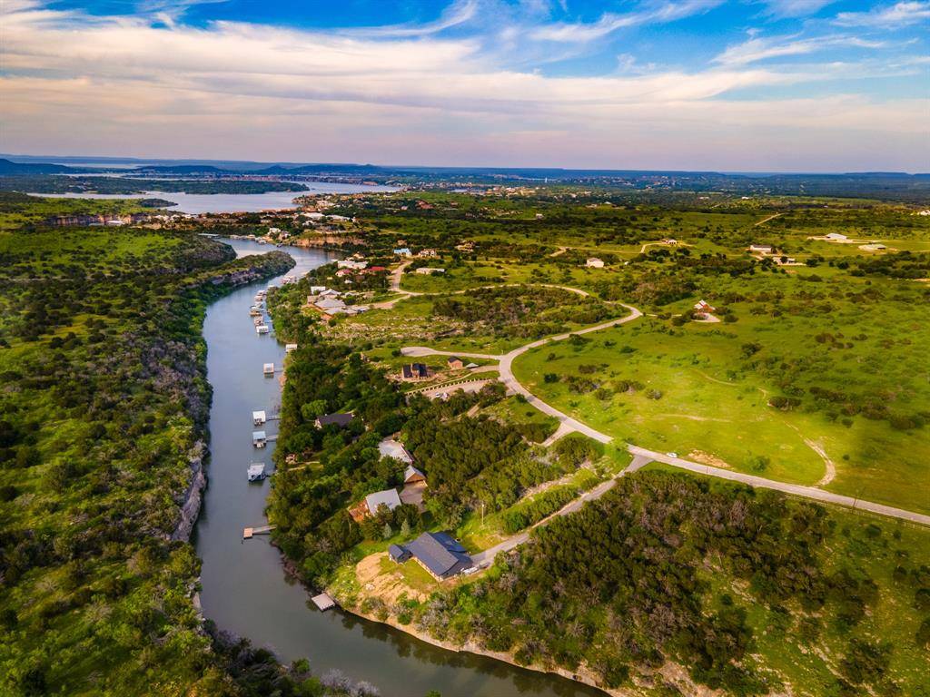 Strawn, TX 76475,2040 Bluff Creek Drive