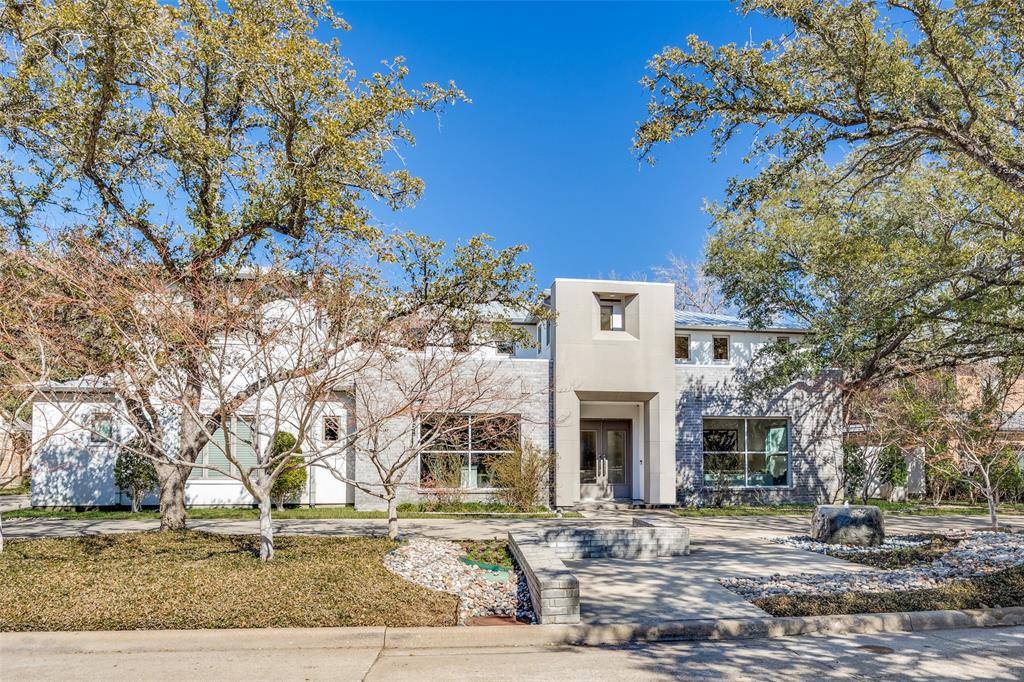 Dallas, TX 75248,6007 Club Oaks Drive