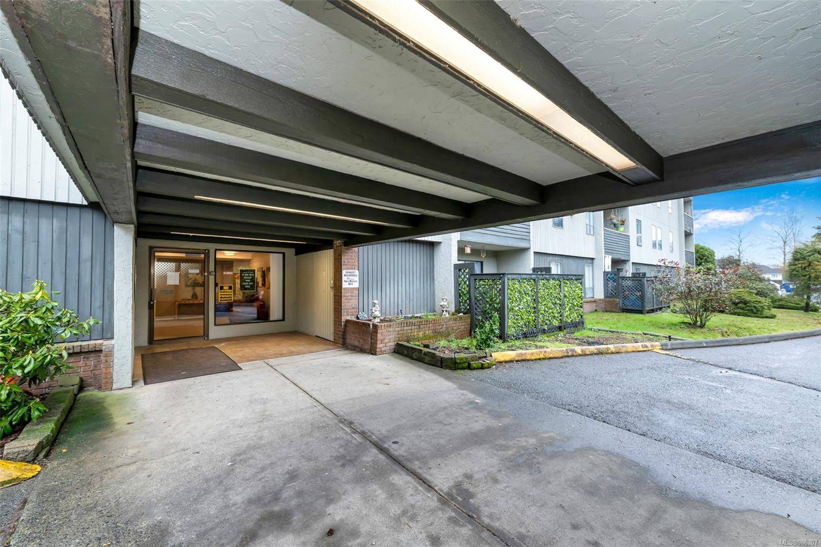 Duncan, BC V9L 4B8,3251 Cowichan Lake Rd #109