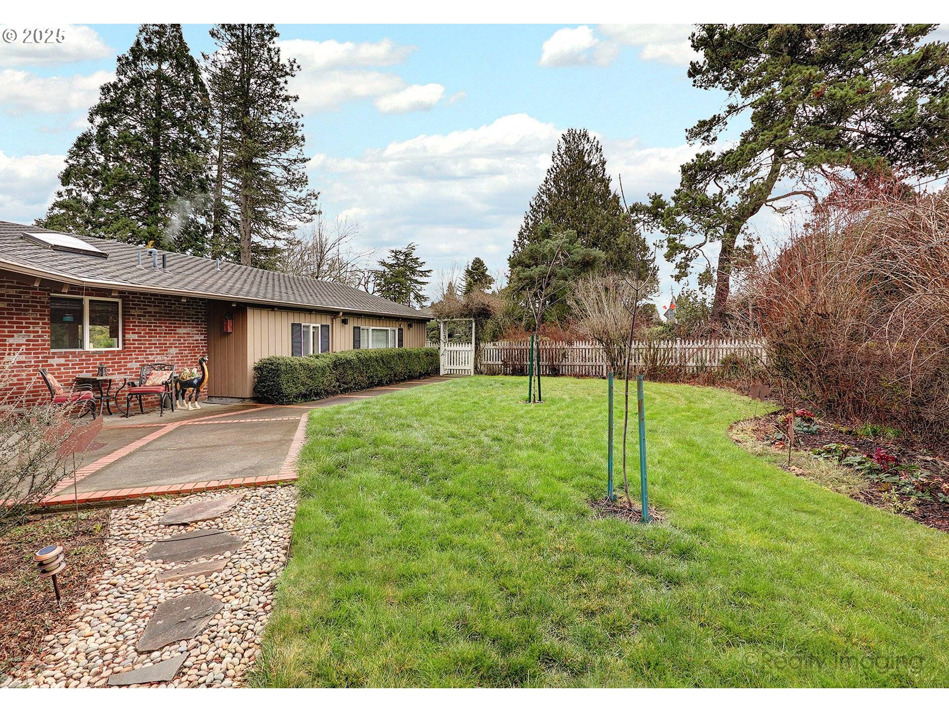 Lake Oswego, OR 97034,1485 TIMBERLINE DR