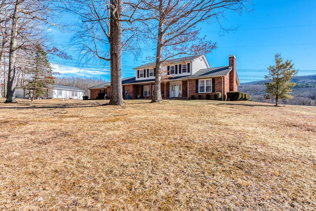 Atkins, VA 24311,1386 Rocky Hollow Rd.