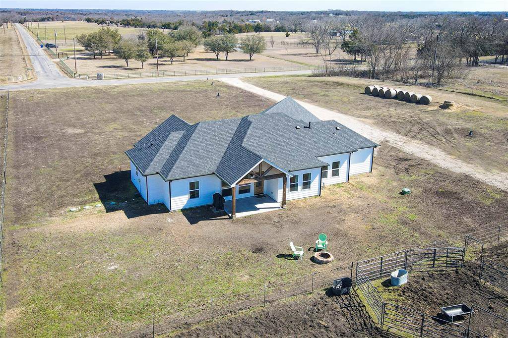 Van Alstyne, TX 75495,2415 Bucksnort Road