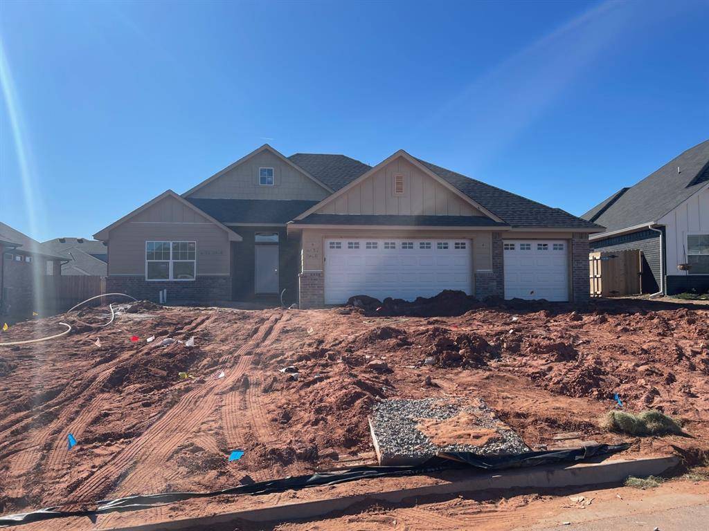 Edmond, OK 73034,6132 Dale Avenue