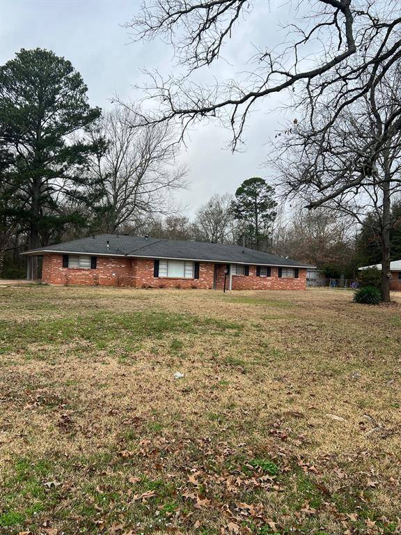 Benton, LA 71006,1107 Robert Lane