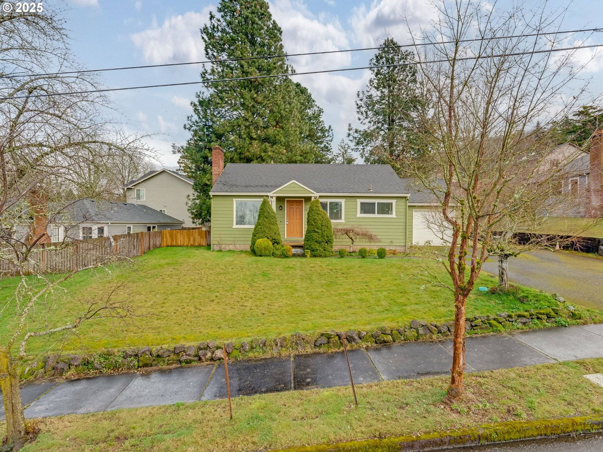 Portland, OR 97266,9577 SE TENINO CT