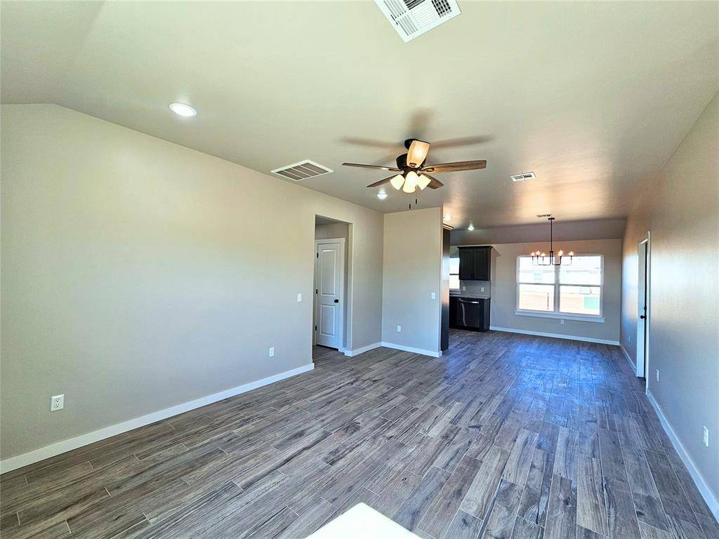 Blanchard, OK 73010,2492 County Street 2960