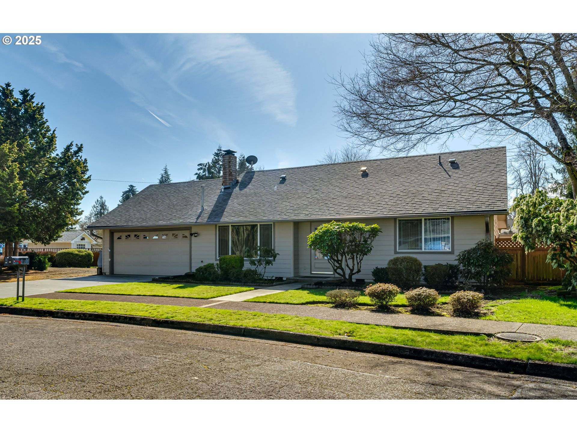 Eugene, OR 97401,1244 CALVIN ST