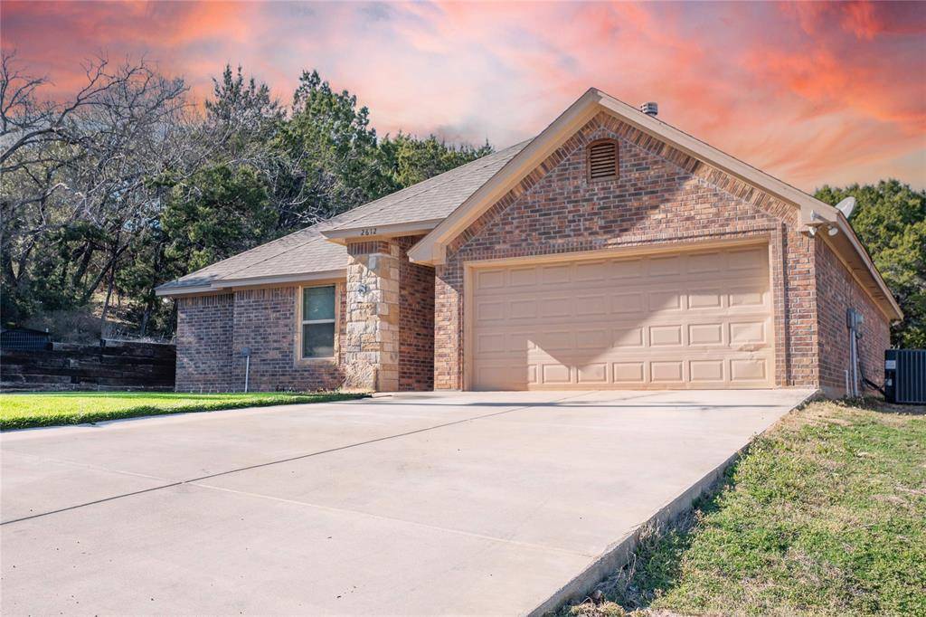 Granbury, TX 76048,2612 Creek Drive