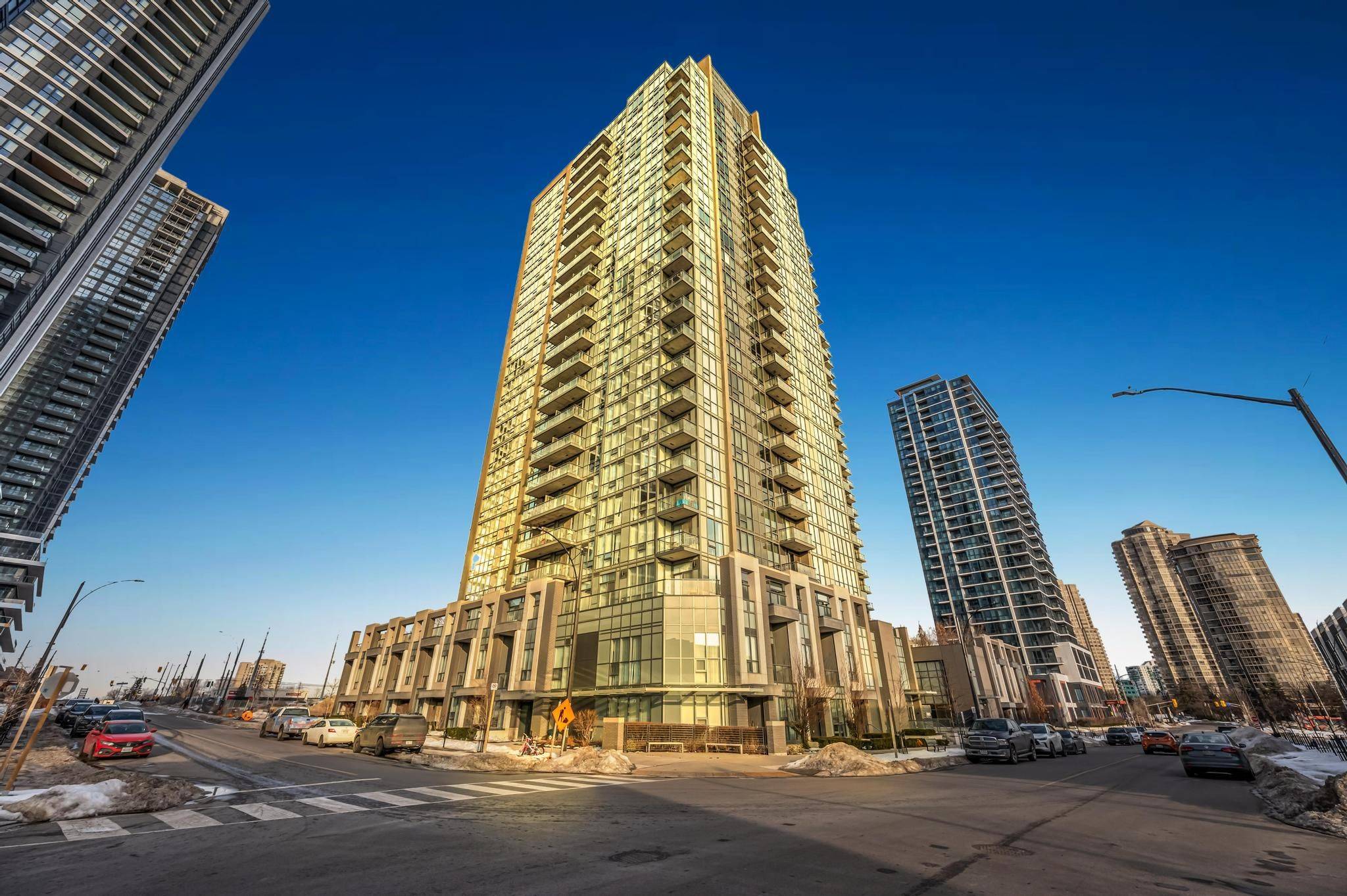 Mississauga, ON L5R 0G6,5033 Four Springs AVE #2211