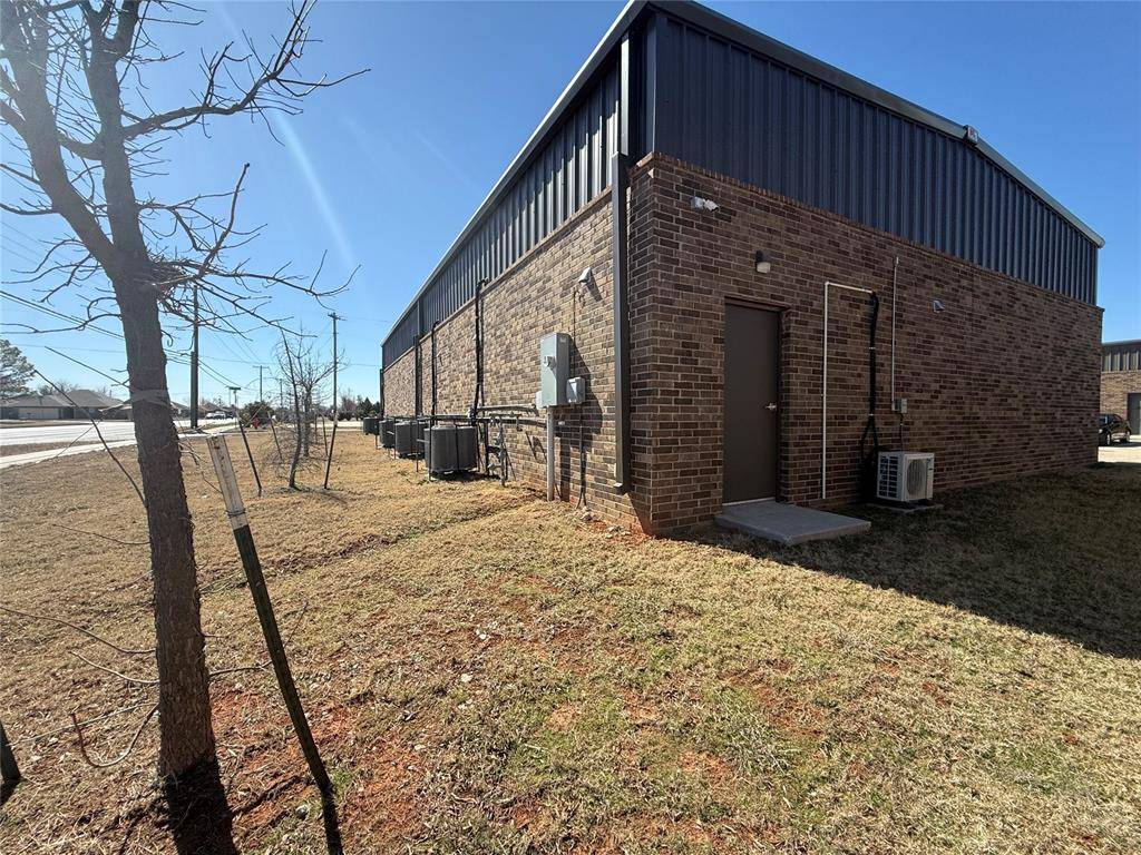 Oklahoma City, OK 73114,11301 N western Avenue