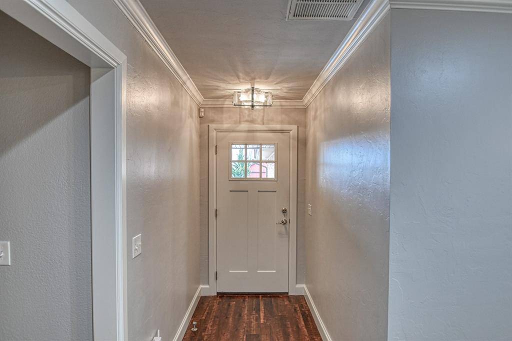 Norman, OK 73071,2701 Glen Oaks Drive
