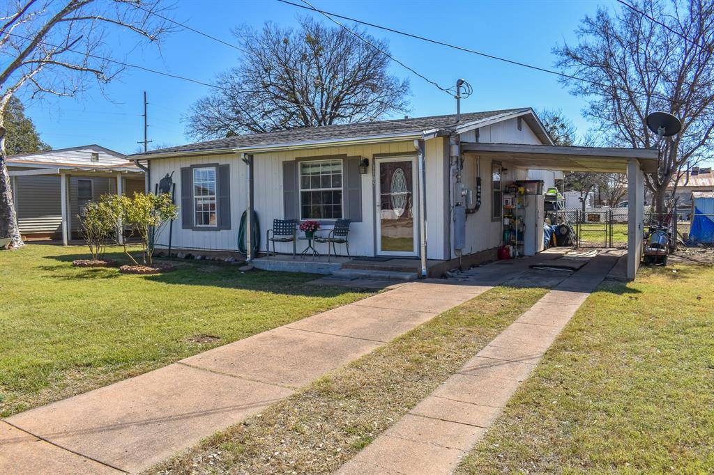 Brady, TX 76825,1105 Bee Street