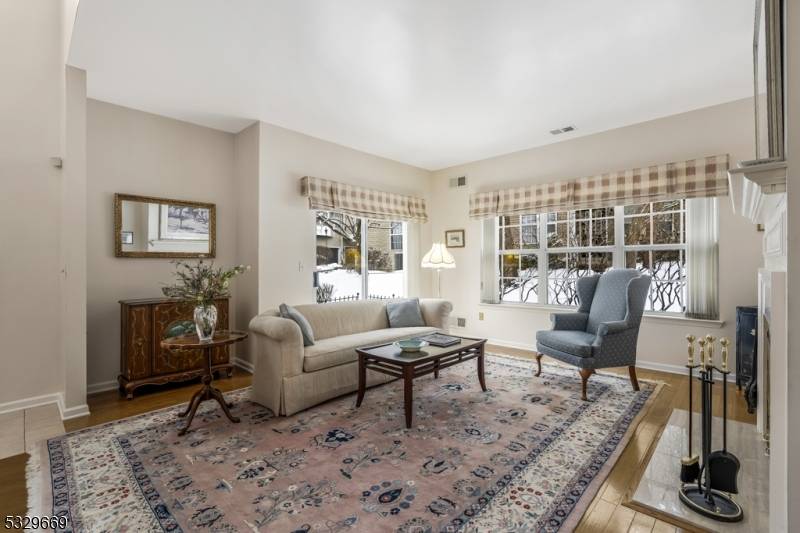 Bedminster Twp., NJ 07921,28 HEATHERWOOD LANE