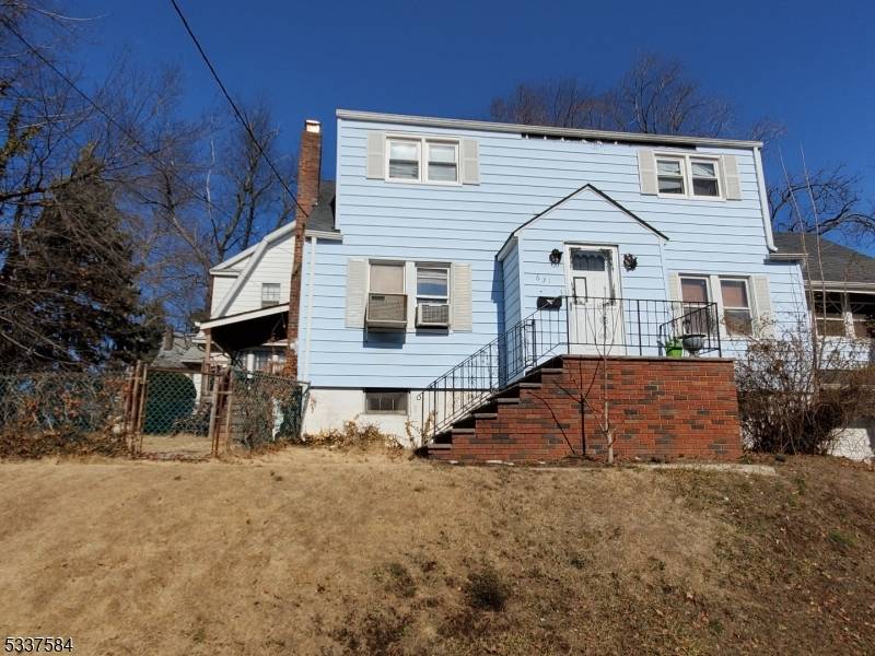 Roselle Boro, NJ 07203,631 Elm St