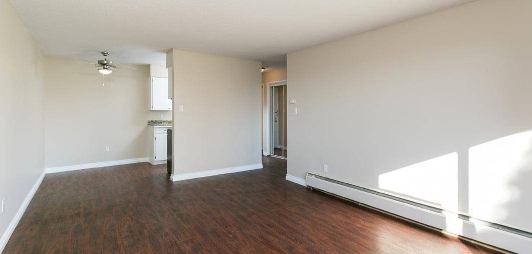 New Westminster, BC V3M 3K9,329 SEVENTH STREET