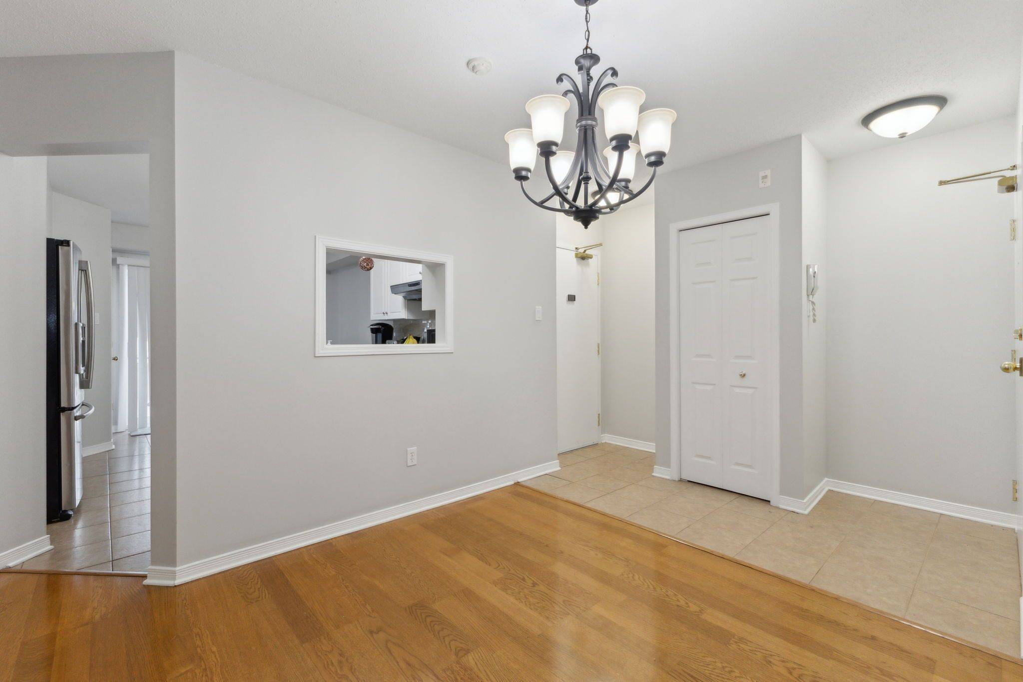 Orleans - Cumberland And Area, ON K4A 0B9,2086 Valin ST #1