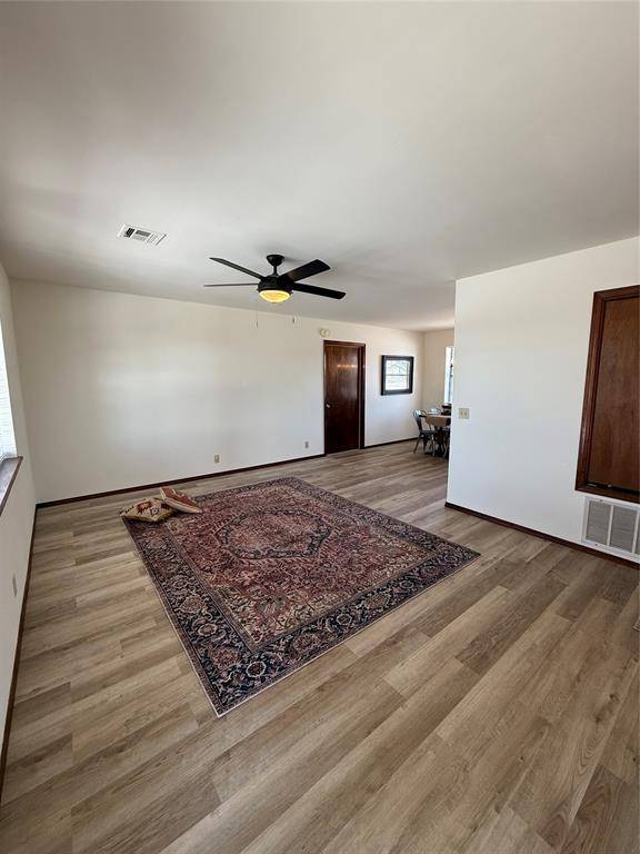 Stroud, OK 74079,413 S 4th Avenue
