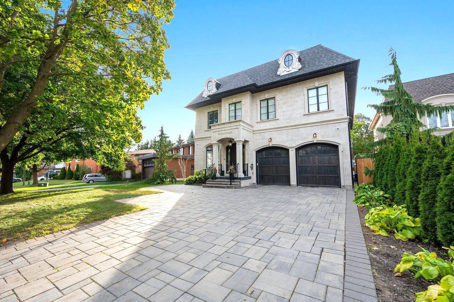 Richmond Hill, ON L4C 5N4,336 Pine Trees CT W