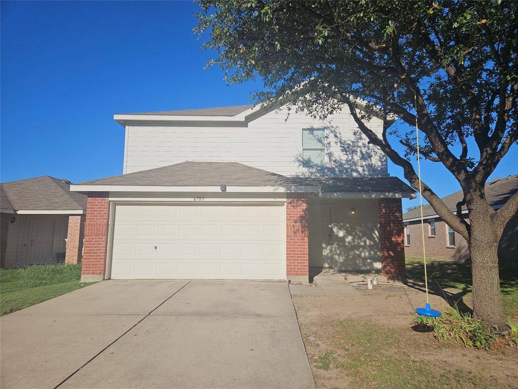 Fort Worth, TX 76179,6705 WATERHILL Lane