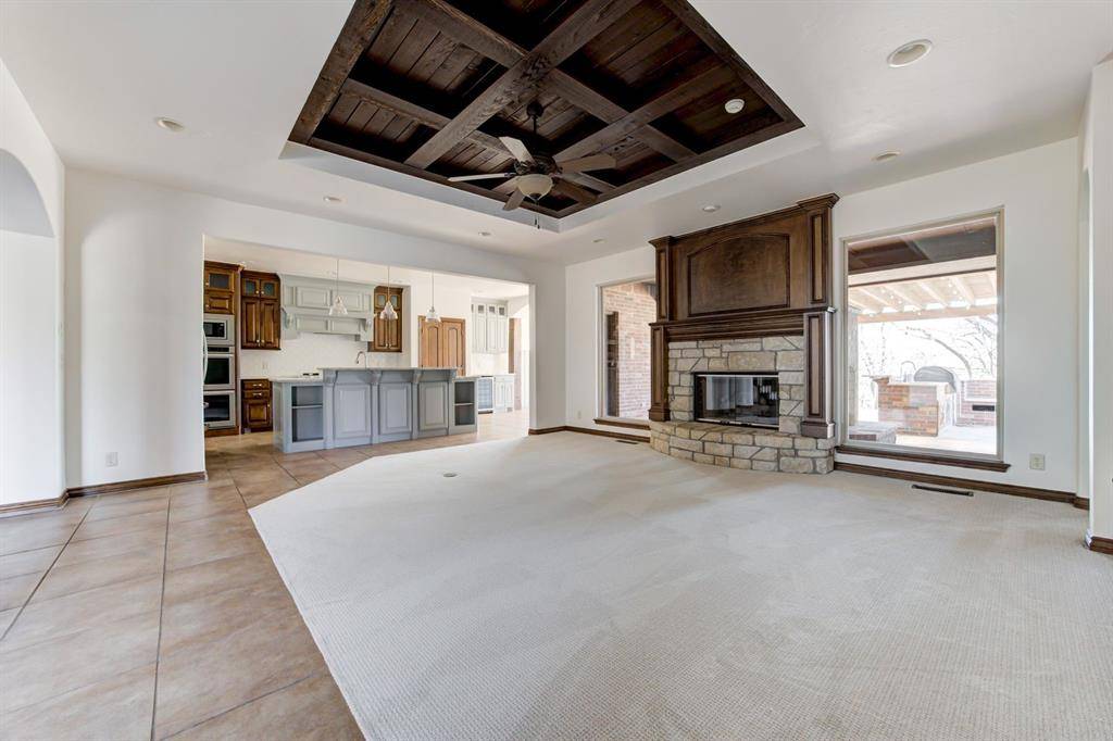 Edmond, OK 73034,5905 Smoky Hill Trail