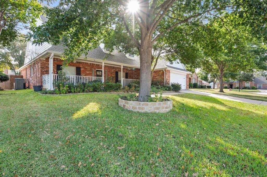 Arlington, TX 76001,2404 Summer Court