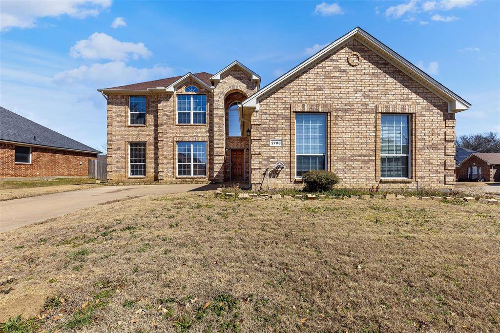 Grand Prairie, TX 75052,2708 Lake Country Drive