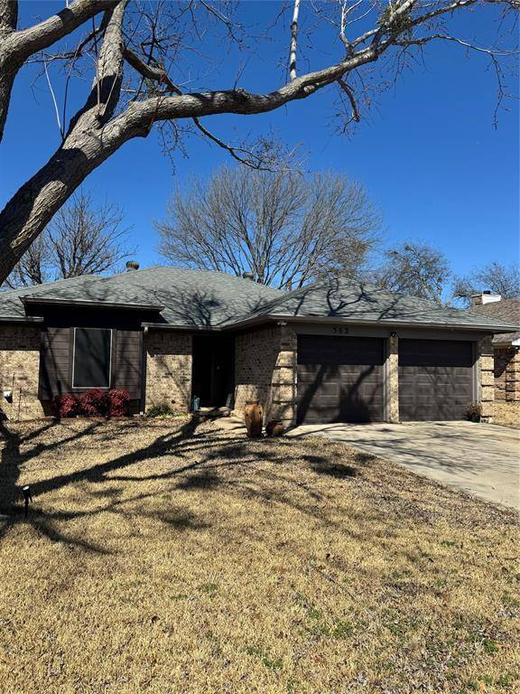 Burleson, TX 76028,562 Tanglewood Drive