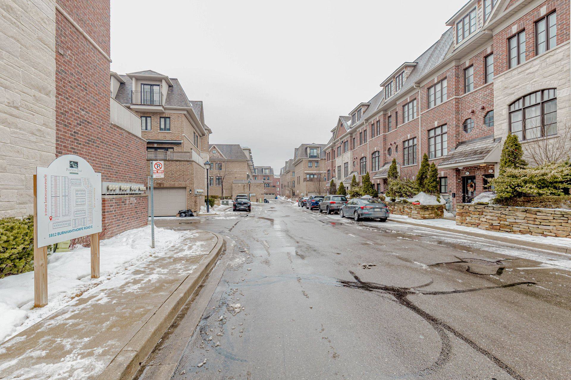 Mississauga, ON L4X 0A3,1812 Burnhamthorpe RD E #92
