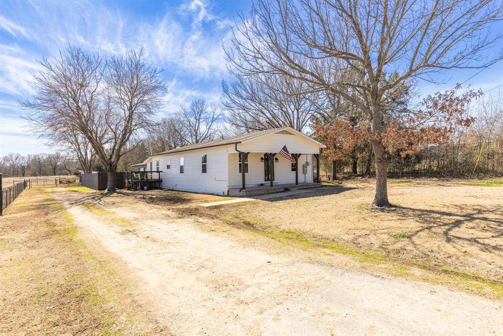 Brookston, TX 75421,711 Farm Road 1510