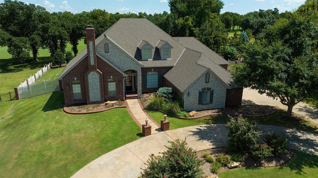 Edmond, OK 73025,5904 Oak Forest Road