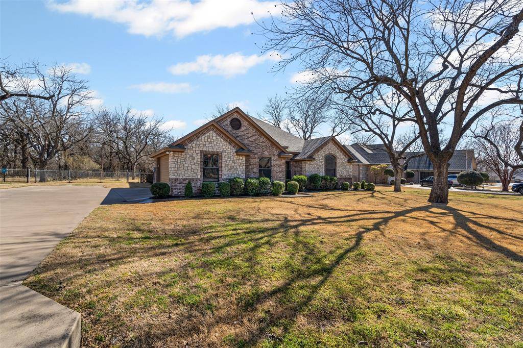 Granbury, TX 76049,10210 Ravenswood Road