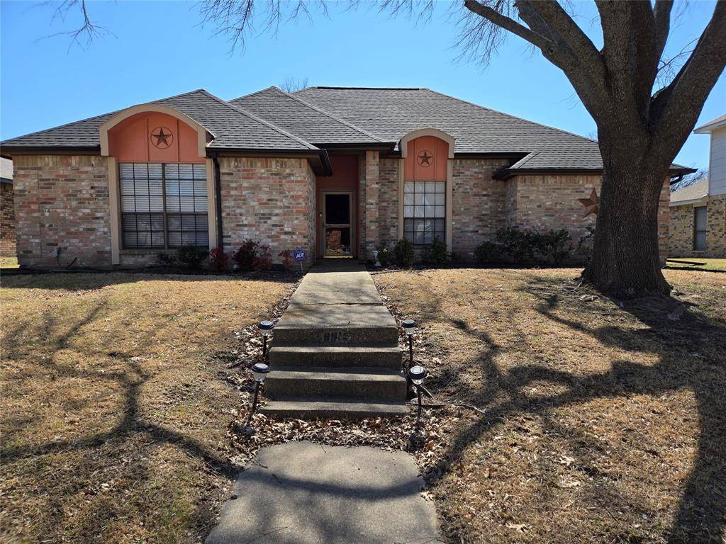 Rowlett, TX 75088,8910 Pine Forest Drive