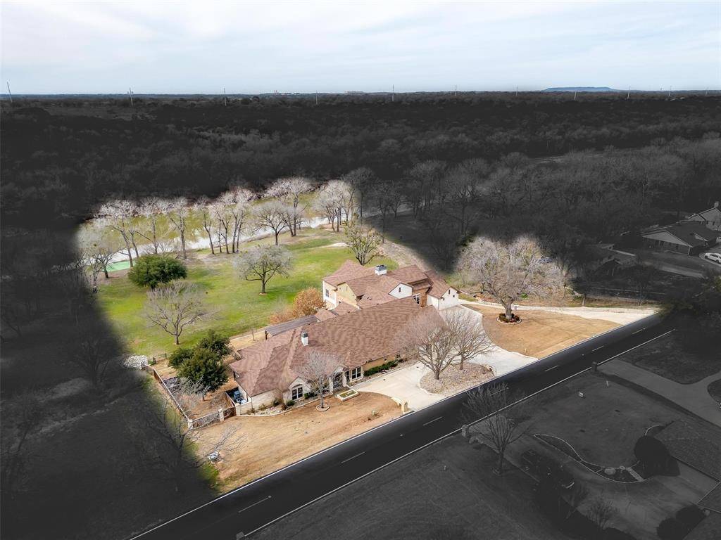 Granbury, TX 76049,9310 Bellechase Road